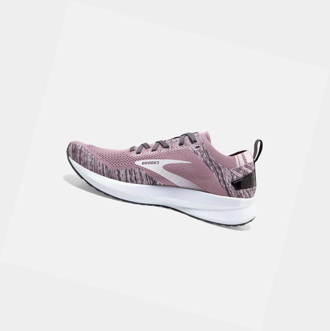 Chaussures Running Route Brooks Levitate 4 Blackened Pearl / Metallic / Primrose Femme | RKQ-39904223